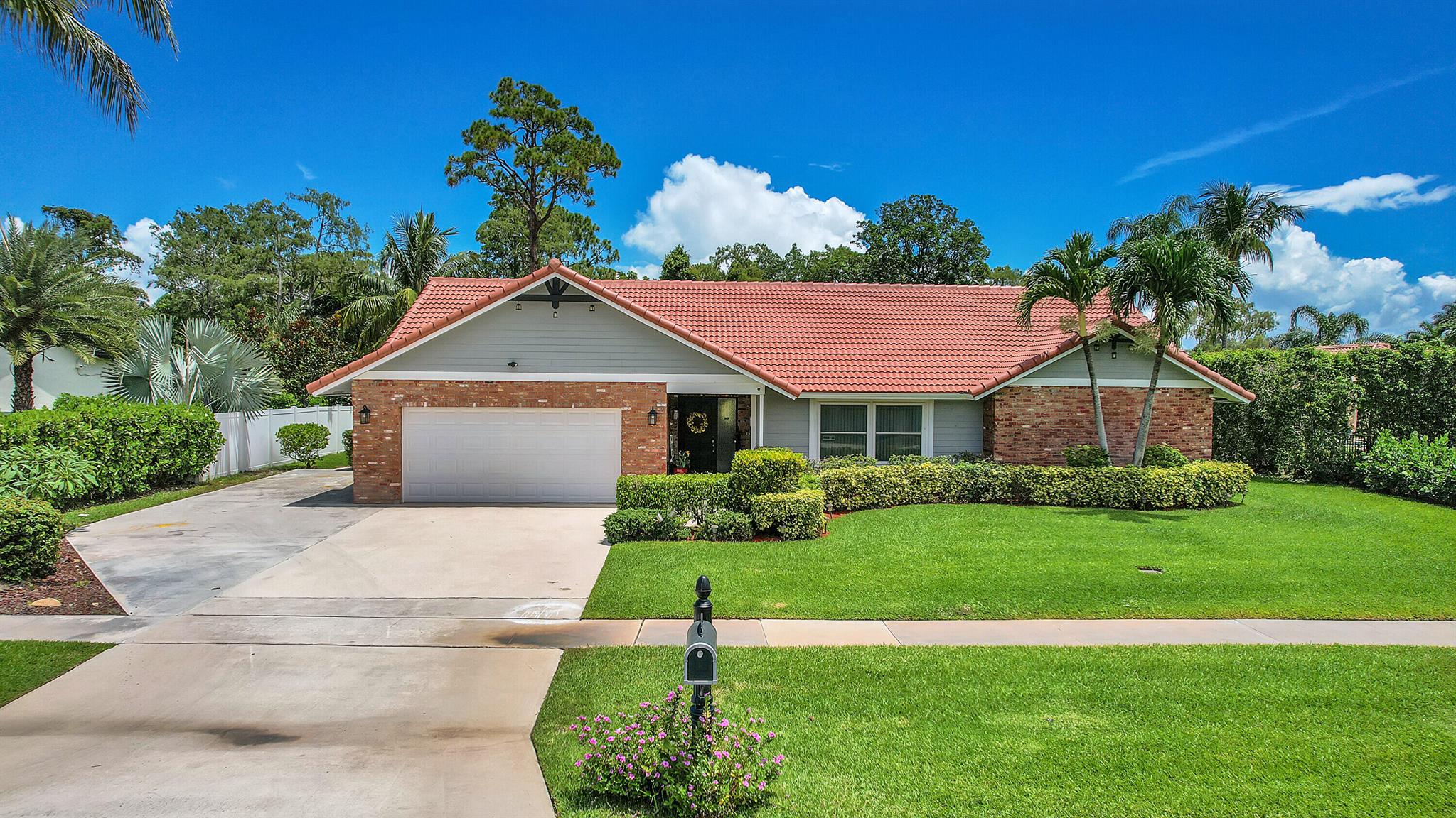 Old Pine Rd, Boca Raton, FL 33428