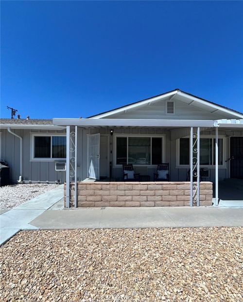 150 35 E Lakeshore, Lake Elsinore, CA, 92530 | Card Image