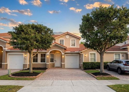 27355 Sw 138th Ct, Homestead, FL, 33032-8088 | Card Image