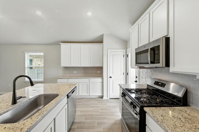 149 Hackberry Ln, House other with 4 bedrooms, 2 bathrooms and null parking in Bastrop TX | Image 17
