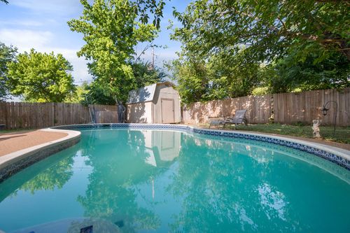 6616 Armando Ave, Fort Worth, TX, 76133-5610 | Card Image