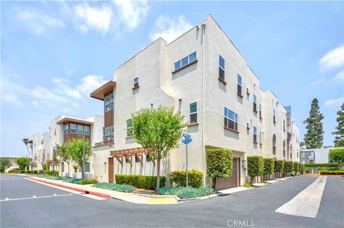 9213 Sunshine Pl, Downey, CA, 90240 | Card Image