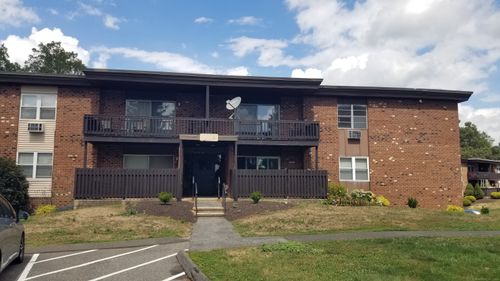 apt-11-75 Balance Rock Rd, Seymour, CT, 06483-6048 | Card Image