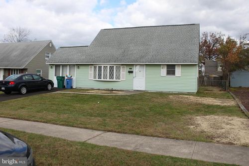 34 Misty Pine Rd, LEVITTOWN, PA, 19056-3628 | Card Image