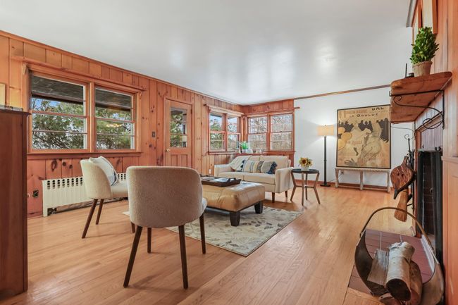 Alternate view of Living Room | Image 13