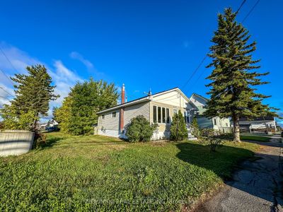 367 D'iberville Ave, House other with 3 bedrooms, 2 bathrooms and 2 parking in Iroquois Falls ON | Image 1