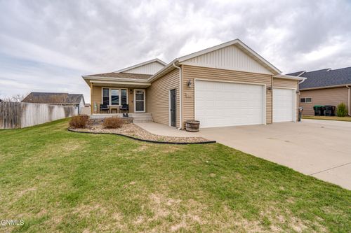 2949 Mcnally St, Lincoln, ND, 58504-9371 | Card Image