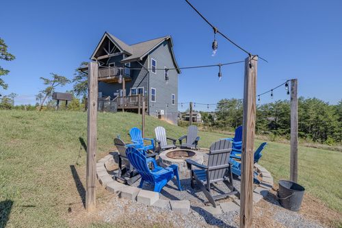 236 Lily Jo Way, Sevierville, TN, 37876 | Card Image