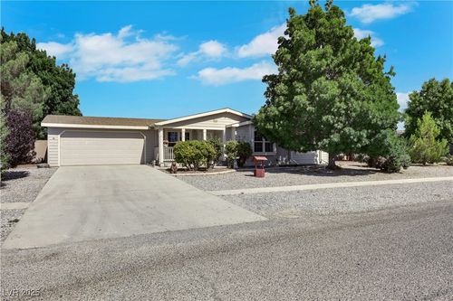 3191 Cedarwood St, Pahrump, NV, 89048-6565 | Card Image