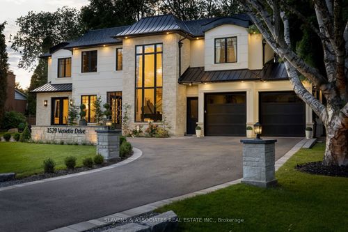 1529 Venetia Dr, Oakville, ON, L6L1K8 | Card Image