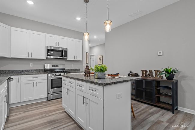 512 S Preston St, Home with 2 bedrooms, 1 bathrooms and 1 parking in Cortland IL | Image 6