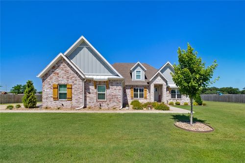 571 N Briarwood Ln, Fayetteville, AR, 72703 | Card Image