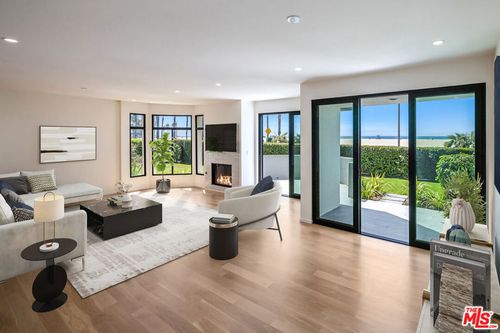 12 Sea Colony Dr, Santa Monica, CA, 90405-5338 | Card Image