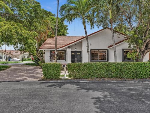 7457 Sw 112th Place, Miami, FL, 33173 | Card Image