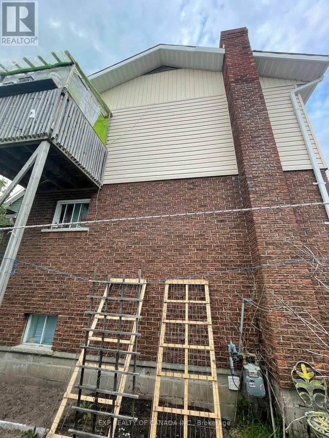 41 - 43 Way Ave, Home with 9 bedrooms, 4 bathrooms and 3 parking in Timmins ON | Image 4