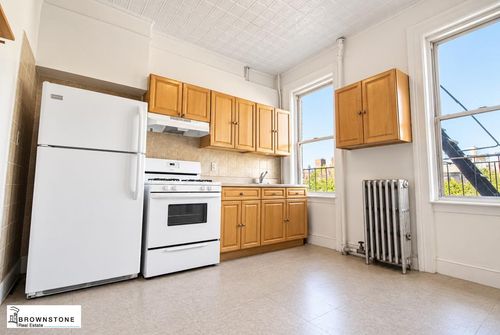 2-117 Nelson St, Brooklyn, NY, 11231-3310 | Card Image