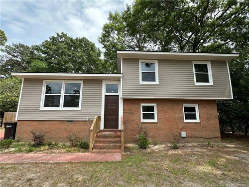 1819 Cawdor Dr, Fayetteville, NC, 28304-4938 | Card Image