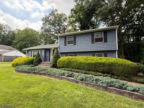 187 Riverview Rd, Bridgewater, NJ, 08807-1503 | Card Image