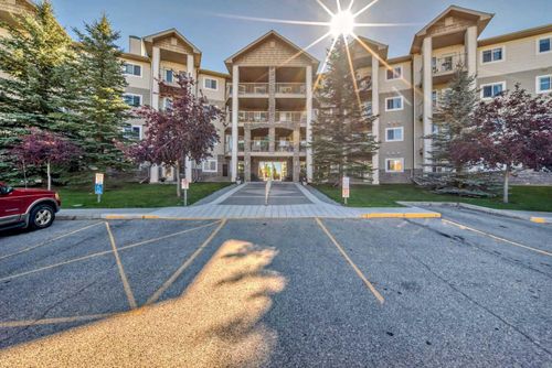 401-5000 Somervale Crt Sw, Calgary, AB, T2Y4M1 | Card Image