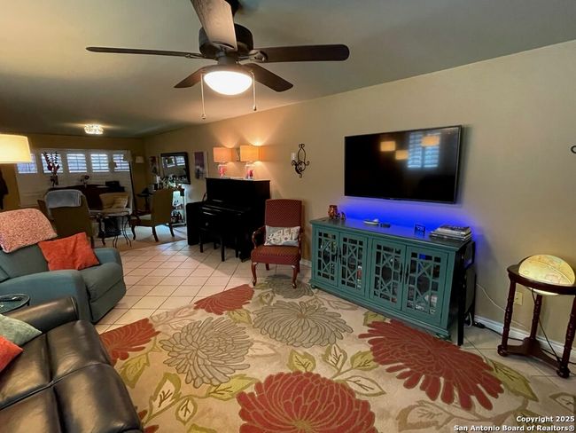 APT-302 - 7711 Callaghan Rd, Townhouse with 3 bedrooms, 3 bathrooms and null parking in San Antonio TX | Image 5