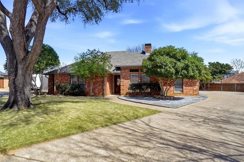 1414 Sandpiper St, Grapevine, TX, 76051-2975 | Card Image