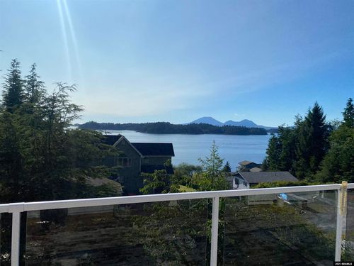 104 Sharon Dr, Sitka, AK, 99835-9500 | Card Image