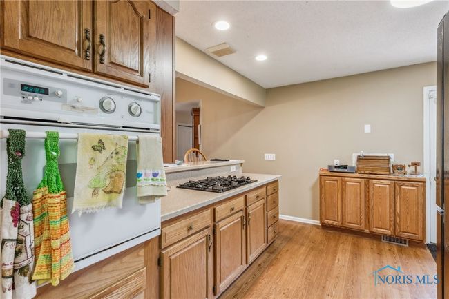 U5 - 625 W Lake Ct, Condo with 2 bedrooms, 2 bathrooms and 2 parking in Findlay OH | Image 5