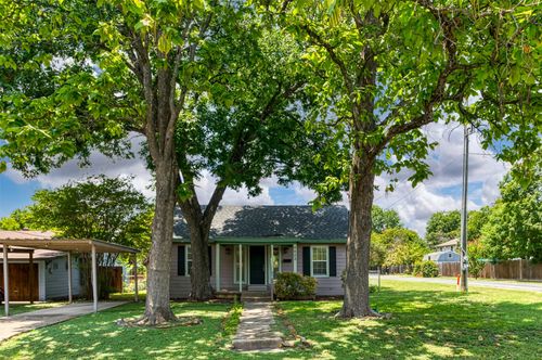 8823 San Benito Way, Dallas, TX, 75218-4250 | Card Image