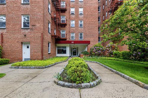 3y-611 Palmer Rd, Yonkers, NY, 10701-5178 | Card Image