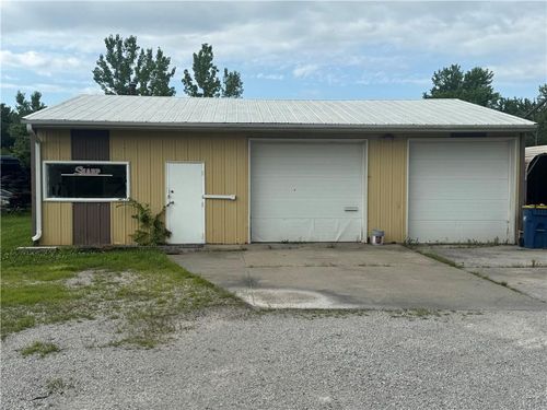 31939 Beacon Ln, Excelsior Springs, MO, 64024-9503 | Card Image