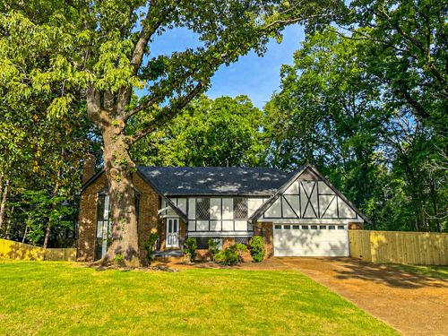 2265 Easton Dr, Cordova, TN, 38016-4538 | Card Image