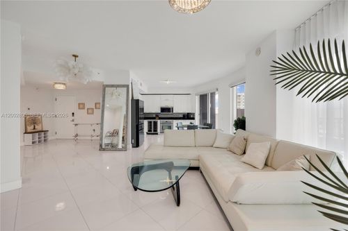 1124-60 Sw 13t St, Miami, FL, 33130 | Card Image