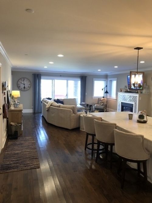 a-515 Summit Ave, Park Ridge, IL, 60068-4905 | Card Image