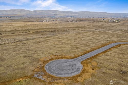 0 Lot 2 Cascade St, Ephrata, WA, 98823 | Card Image