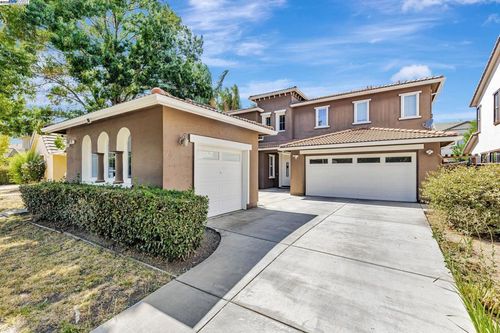 799 Ellerbrook St, Mountain House, CA, 95391-1132 | Card Image