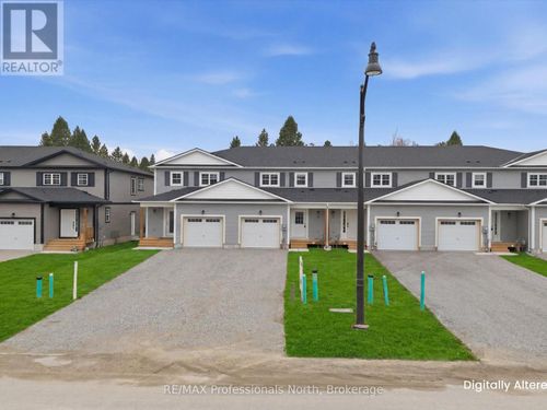 18 Mcconnell Cres, Bracebridge, ON, P1L0N7 | Card Image