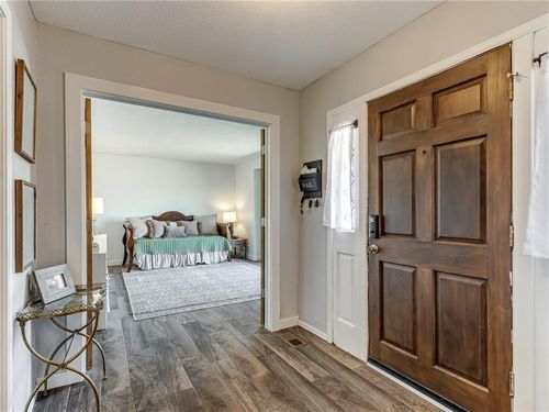 808 Owens Ave, Edmond, OK, 73013-6310 | Card Image