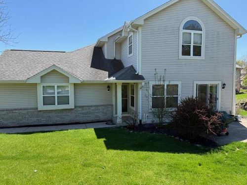 14130 W Twilight Way, New Berlin, WI, 53151-3875 | Card Image