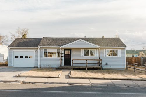 1004 Reynolds St, Laramie, WY, 82072-2261 | Card Image