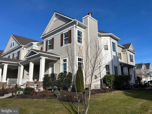 30 Hamilton Dr, Cranbury, NJ, 08512-1902 | Card Image