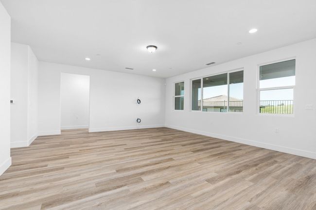 8184 Creek View, House other with 4 bedrooms, 0 bathrooms and null parking in Friant CA | Image 17
