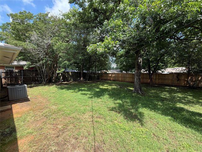 1511 University Dr, House other with 4 bedrooms, 2 bathrooms and null parking in Arlington TX | Image 17