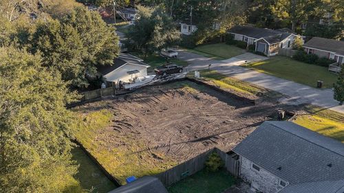 894 Randall Dr, Mount Pleasant, SC, 29464-4528 | Card Image