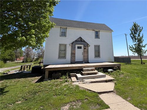 2 Missouri St, Hindsboro, IL, 61930-3571 | Card Image