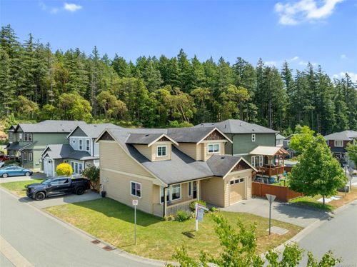 951 Kinglet Pl, Langford, BC, V9C0B4 | Card Image