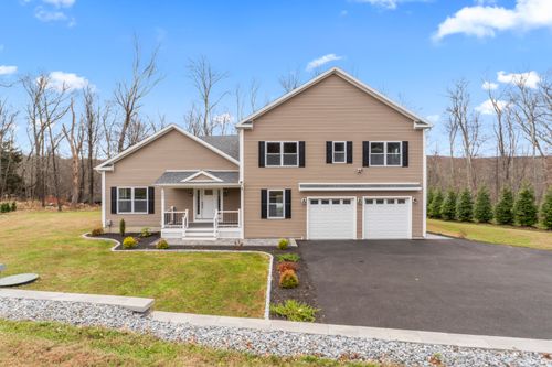 383 Leonard Rd, Middlebury, CT, 06762-3604 | Card Image