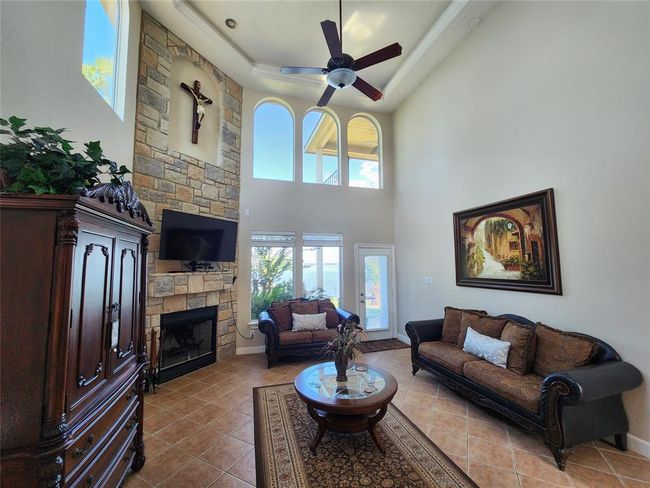 231 Key Largo Loop, House other with 3 bedrooms, 3 bathrooms and null parking in Pointblank TX | Image 13
