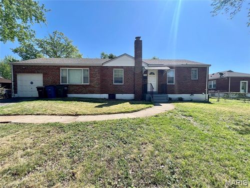 106 Henquin Dr, Saint Louis, MO, 63135-1839 | Card Image