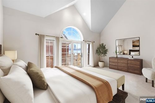 36 Regency Pl, Weehawken, NJ, 07086-6600 | Card Image