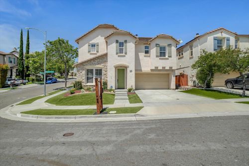 725 Canoas Creek Cir, San Jose, CA, 95136-4503 | Card Image
